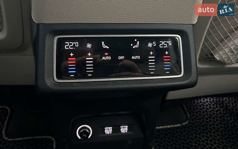 Внедорожник / Кроссовер Audi e-tron 2019 в Львове фото 23 Внедорожник / Кроссовер Audi e-tron 2019 в Львове