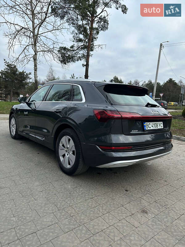 Позашляховик / Кросовер Audi e-tron 2021 в Львові фото 9 Позашляховик / Кросовер Audi e-tron 2021 в Львові