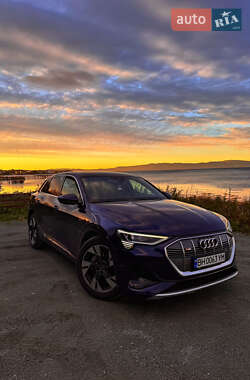 Внедорожник / Кроссовер Audi e-tron 2022 в Одессе
