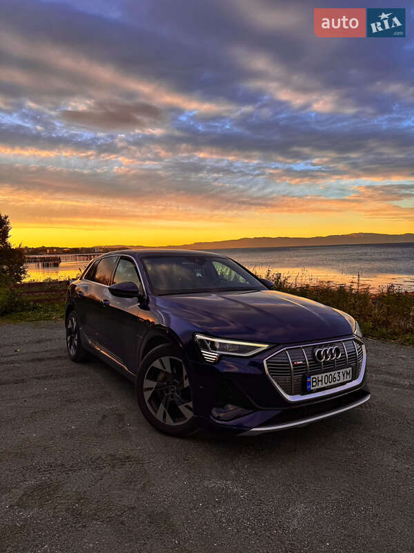 Внедорожник / Кроссовер Audi e-tron 2022 в Одессе