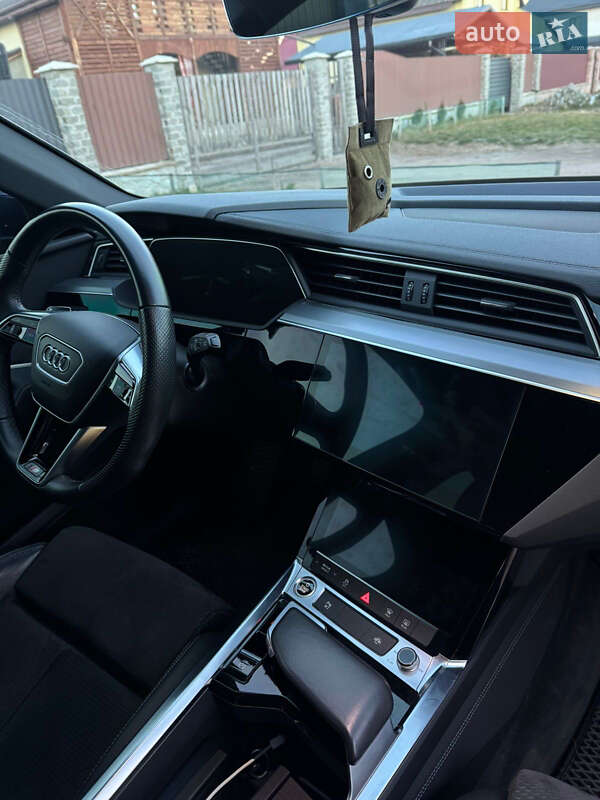 Внедорожник / Кроссовер Audi e-tron 2021 в Овруче