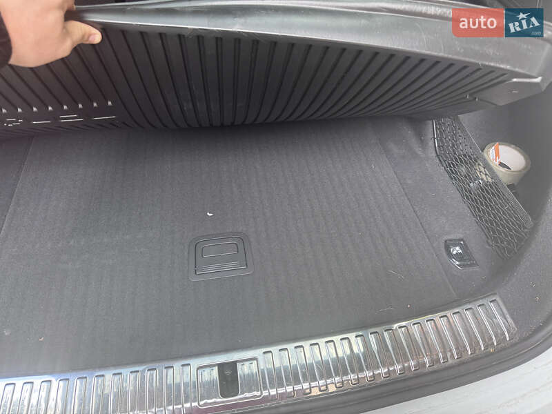 Внедорожник / Кроссовер Audi e-tron 2021 в Львове