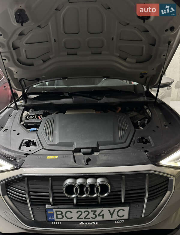 Внедорожник / Кроссовер Audi e-tron 2021 в Львове
