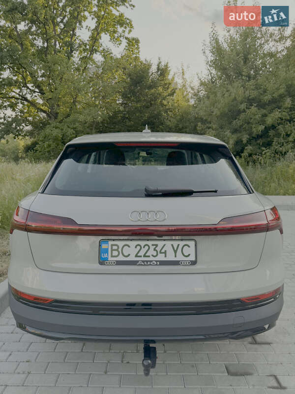 Внедорожник / Кроссовер Audi e-tron 2021 в Львове
