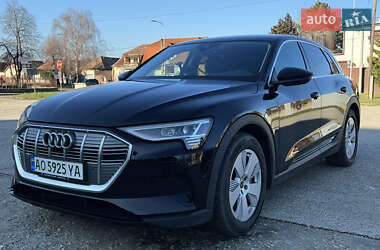 Позашляховик / Кросовер Audi e-tron 2022 в Ужгороді
