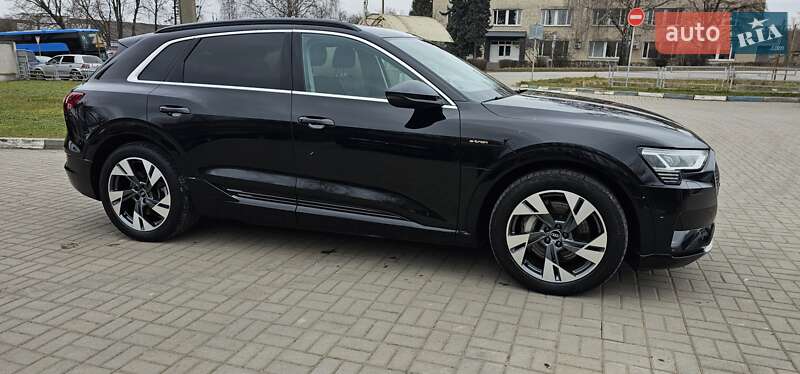 Внедорожник / Кроссовер Audi e-tron 2020 в Тернополе фото 19 Внедорожник / Кроссовер Audi e-tron 2020 в Тернополе