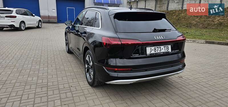 Внедорожник / Кроссовер Audi e-tron 2020 в Тернополе фото 49 Внедорожник / Кроссовер Audi e-tron 2020 в Тернополе