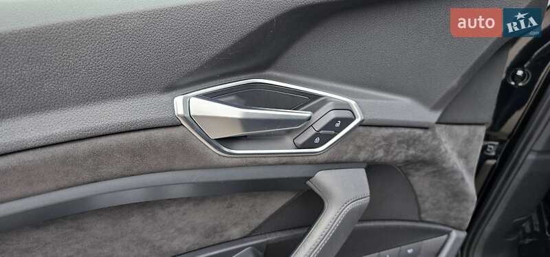 Внедорожник / Кроссовер Audi e-tron 2020 в Тернополе фото 128 Внедорожник / Кроссовер Audi e-tron 2020 в Тернополе