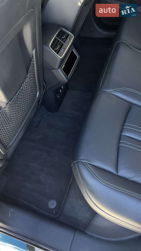 Внедорожник / Кроссовер Audi e-tron 2019 в Днепре