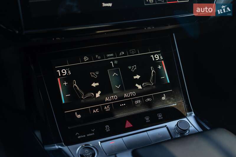 Внедорожник / Кроссовер Audi e-tron 2021 в Черновцах