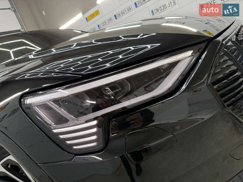 Позашляховик / Кросовер Audi e-tron 2019 в Дрогобичі