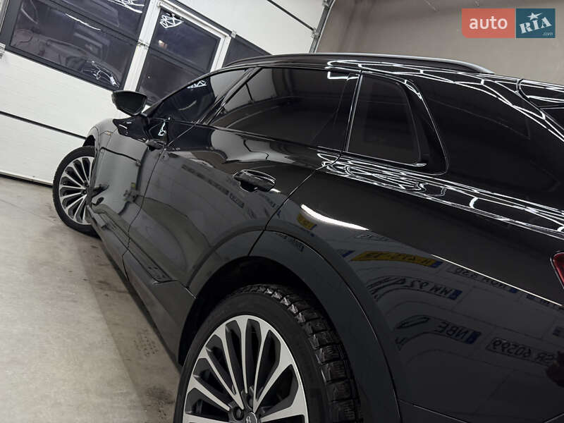 Позашляховик / Кросовер Audi e-tron 2019 в Дрогобичі