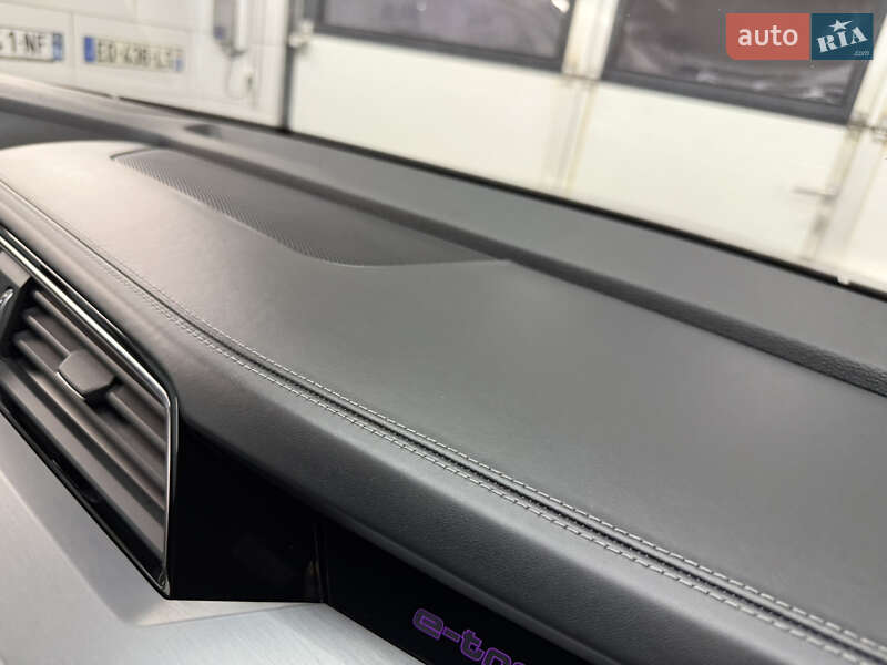 Позашляховик / Кросовер Audi e-tron 2019 в Дрогобичі