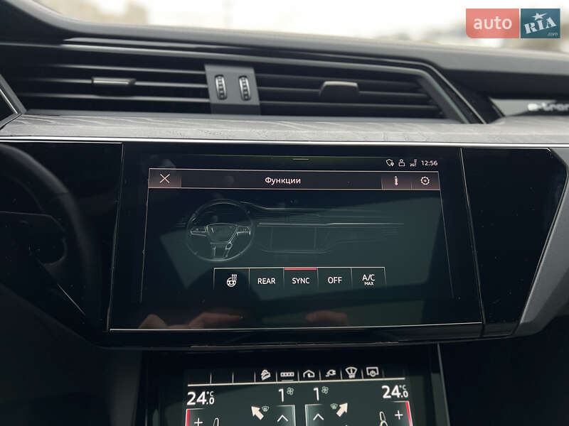 Внедорожник / Кроссовер Audi e-tron 2022 в Киеве