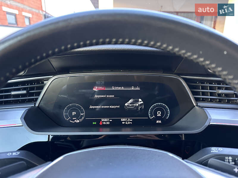 Внедорожник / Кроссовер Audi e-tron 2020 в Ужгороде
