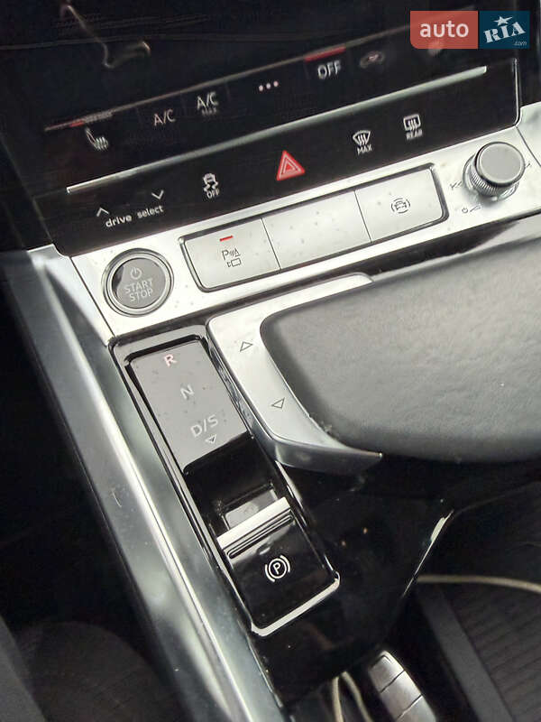 Позашляховик / Кросовер Audi e-tron 2020 в Калуші фото 12 Позашляховик / Кросовер Audi e-tron 2020 в Калуші