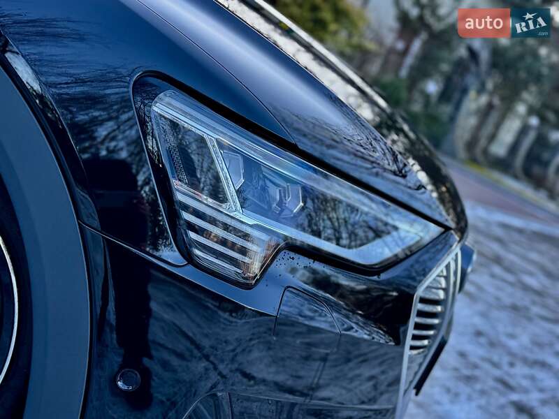 Позашляховик / Кросовер Audi e-tron 2020 в Дрогобичі