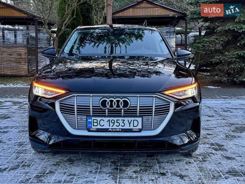 Позашляховик / Кросовер Audi e-tron 2020 в Дрогобичі