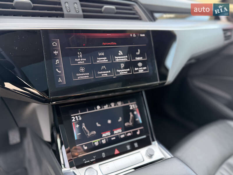 Внедорожник / Кроссовер Audi e-tron 2019 в Львове