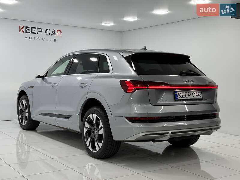 Позашляховик / Кросовер Audi e-tron 2020 в Одесі фото 12 Позашляховик / Кросовер Audi e-tron 2020 в Одесі