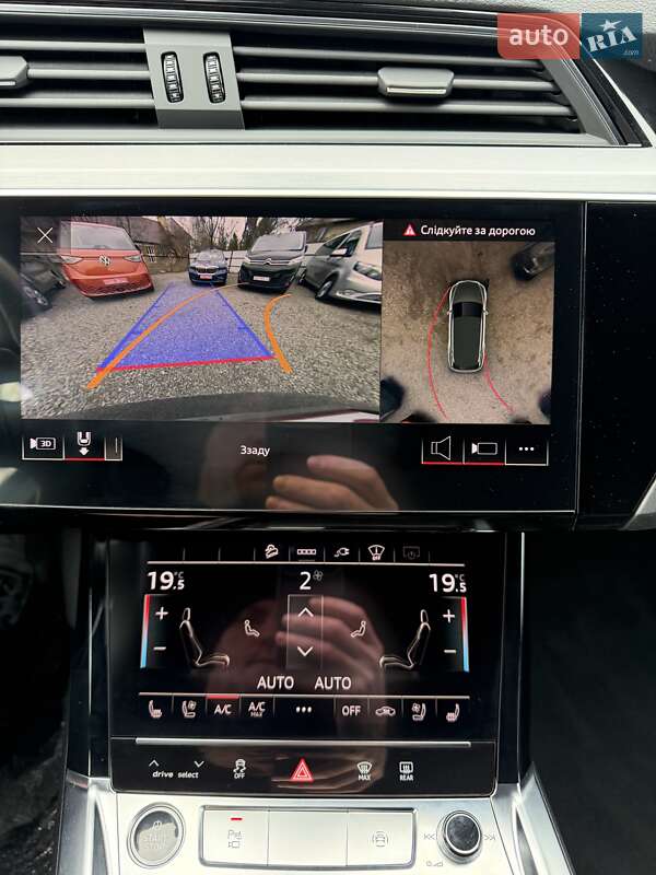 Внедорожник / Кроссовер Audi e-tron 2021 в Ровно