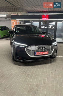 Позашляховик / Кросовер Audi e-tron 2020 в Києві
