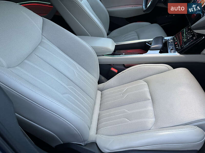 Внедорожник / Кроссовер Audi e-tron 2019 в Ивано-Франковске