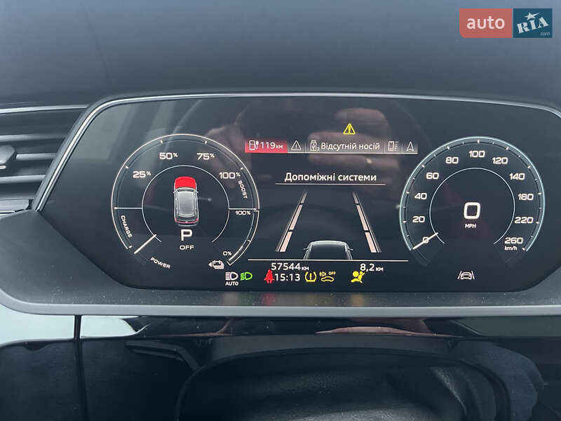 Позашляховик / Кросовер Audi e-tron 2022 в Києві