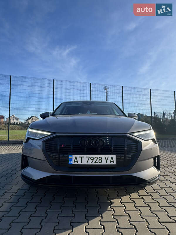 Внедорожник / Кроссовер Audi e-tron 2021 в Ивано-Франковске