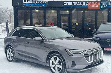 Внедорожник / Кроссовер Audi e-tron 2019 в Киеве