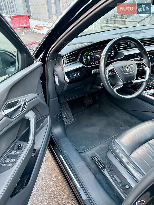 Позашляховик / Кросовер Audi e-tron 2020 в Києві