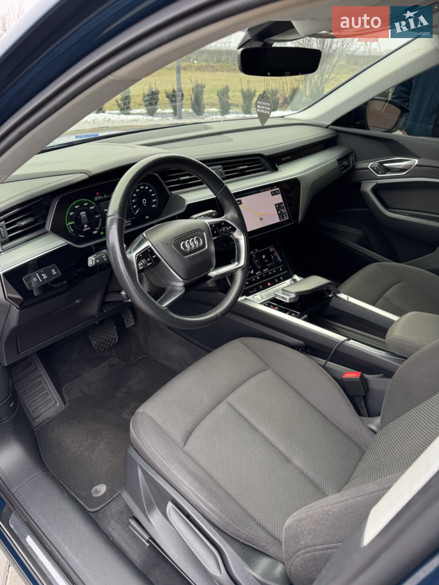 2019 Audi e-tron - мініатюра 13
