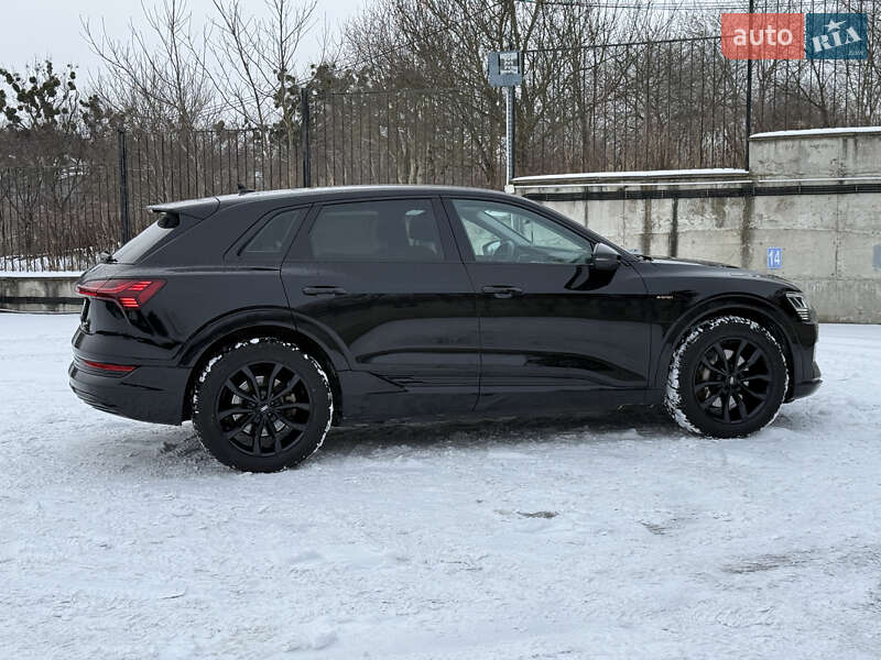 Внедорожник / Кроссовер Audi e-tron 2020 в Ровно