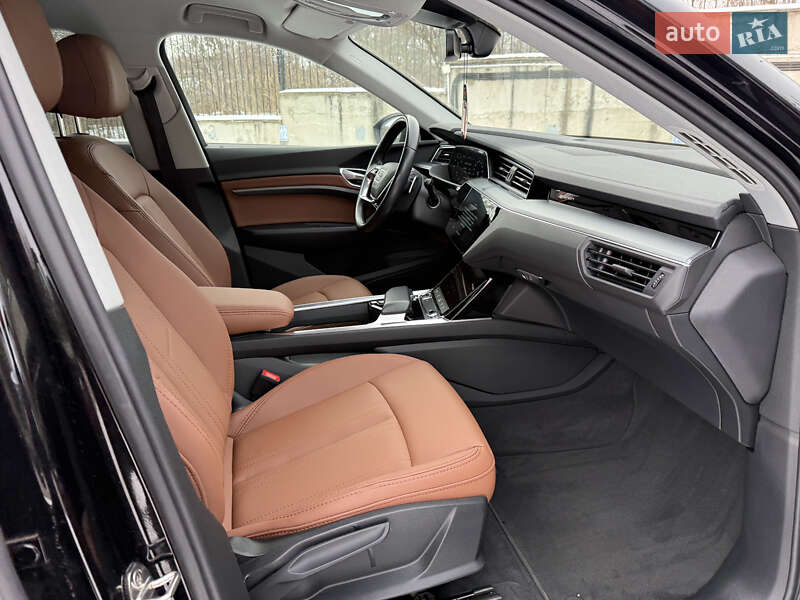 Внедорожник / Кроссовер Audi e-tron 2020 в Ровно