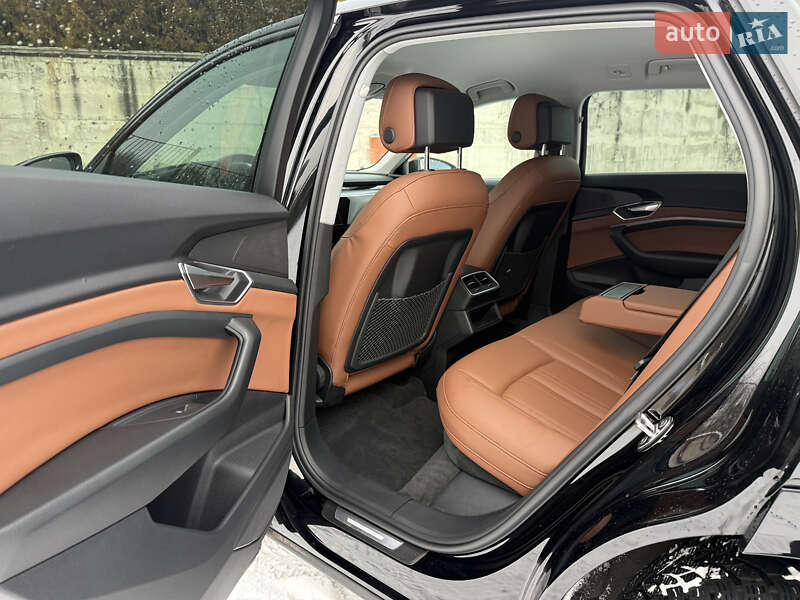 Внедорожник / Кроссовер Audi e-tron 2020 в Ровно