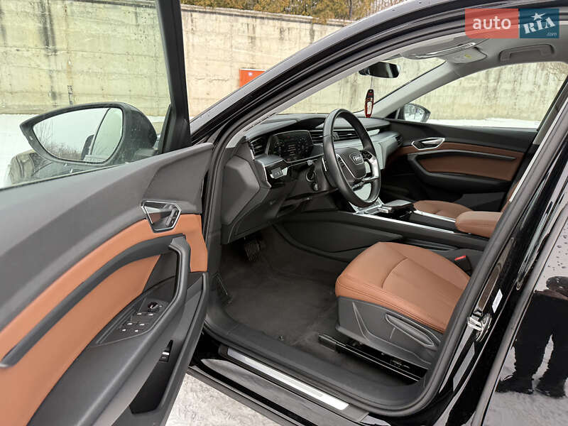 Внедорожник / Кроссовер Audi e-tron 2020 в Ровно