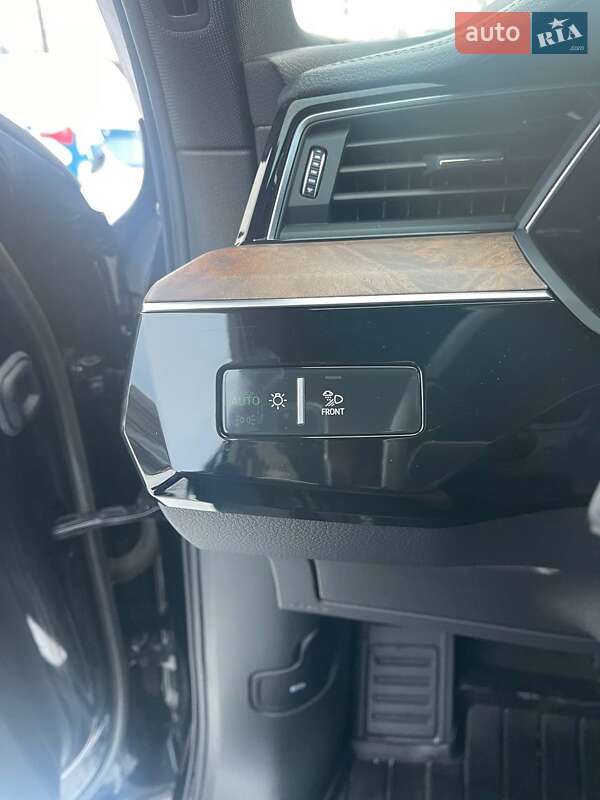 Внедорожник / Кроссовер Audi e-tron 2021 в Львове