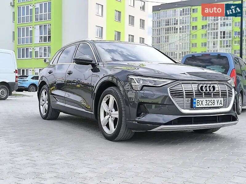 Внедорожник / Кроссовер Audi e-tron 2019 в Хмельницком фото Внедорожник / Кроссовер Audi e-tron 2019 в Хмельницком