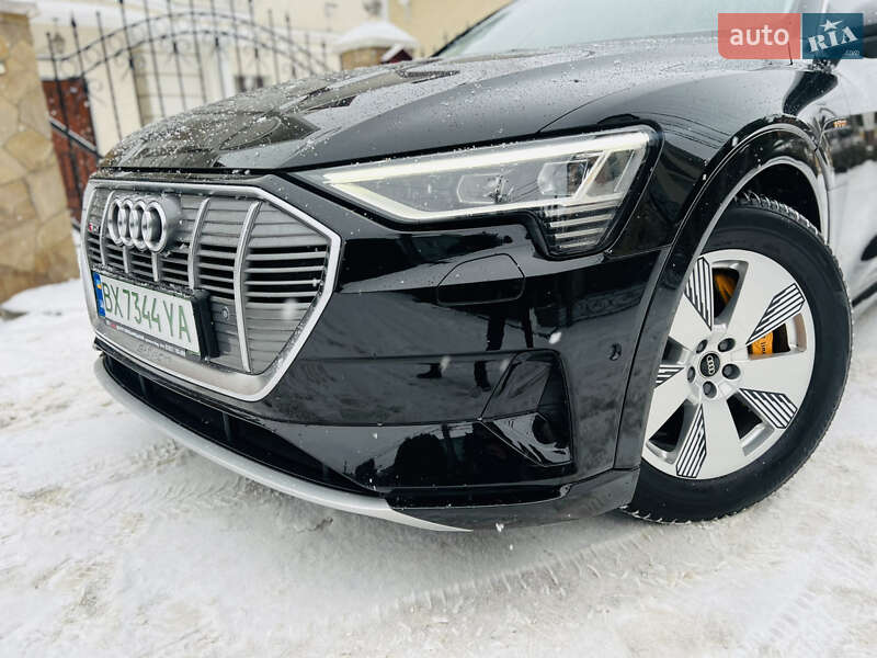 Внедорожник / Кроссовер Audi e-tron 2022 в Хмельницком