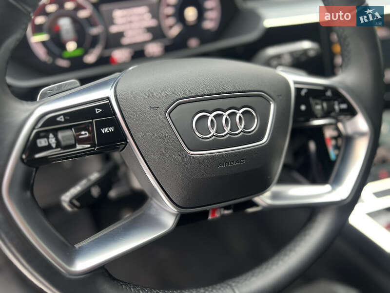 Внедорожник / Кроссовер Audi e-tron 2022 в Хмельницком