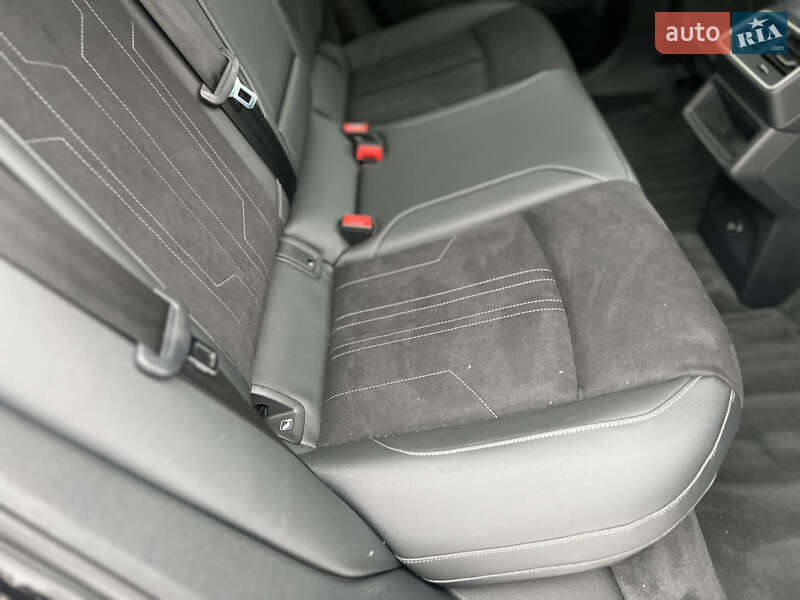 Внедорожник / Кроссовер Audi e-tron 2022 в Хмельницком