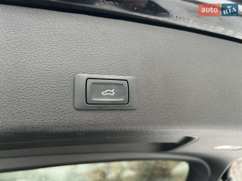 Внедорожник / Кроссовер Audi e-tron 2022 в Хмельницком