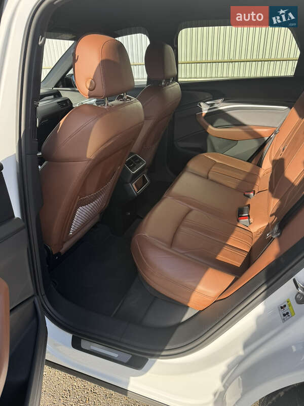 Внедорожник / Кроссовер Audi e-tron 2021 в Ужгороде фото 2 Внедорожник / Кроссовер Audi e-tron 2021 в Ужгороде