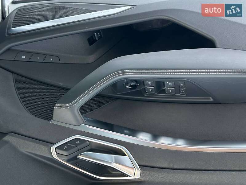 Внедорожник / Кроссовер Audi e-tron 2021 в Львове