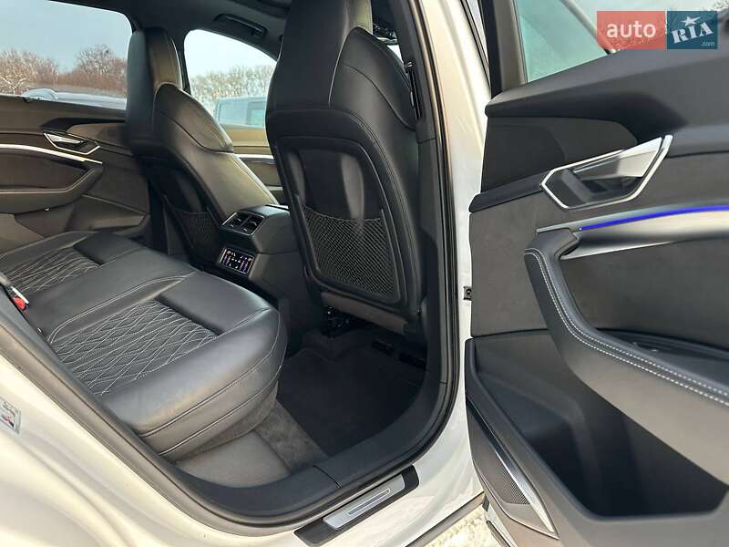 Внедорожник / Кроссовер Audi e-tron 2021 в Львове