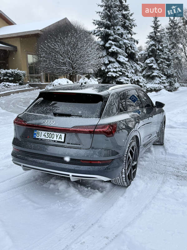 Внедорожник / Кроссовер Audi e-tron 2020 в Полтаве фото 15 Внедорожник / Кроссовер Audi e-tron 2020 в Полтаве