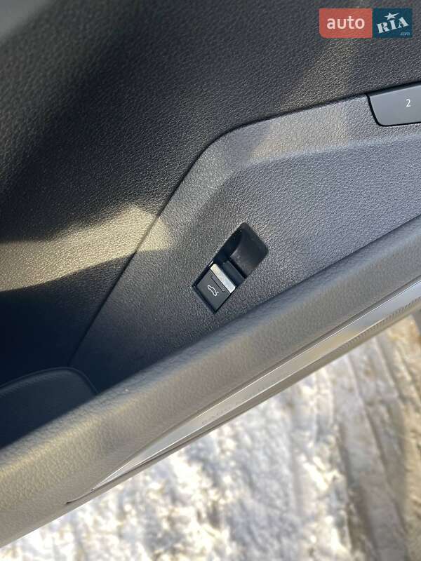 Внедорожник / Кроссовер Audi e-tron 2020 в Львове