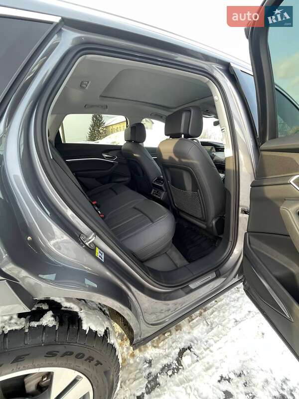 Внедорожник / Кроссовер Audi e-tron 2020 в Львове