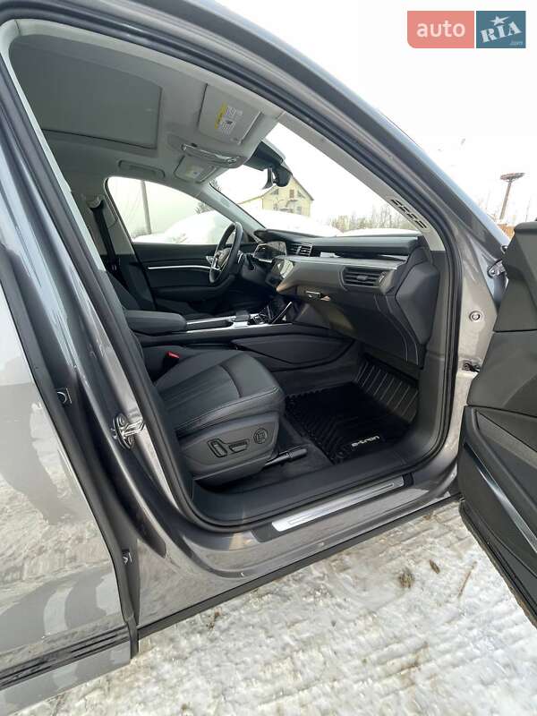 Внедорожник / Кроссовер Audi e-tron 2020 в Львове