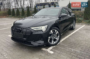 Позашляховик / Кросовер Audi e-tron 2022 в Києві